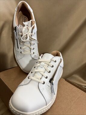Clarks White Leather Lace-Up Sneakers with Side Zipper
